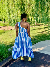 Load image into Gallery viewer, Blue-tiful Maxi Dress